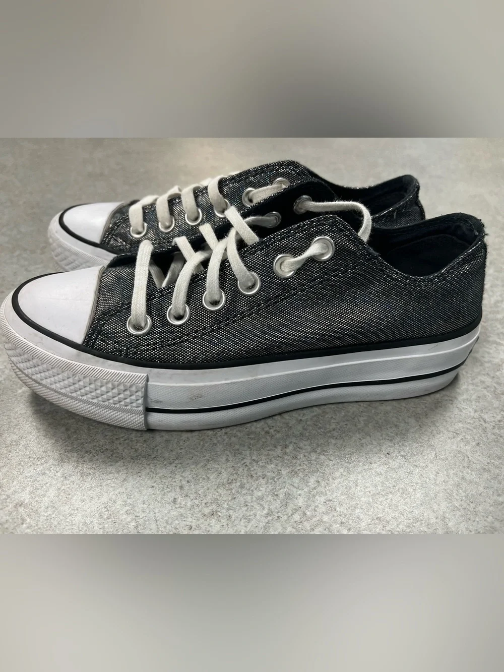 ✨👟 Converse Chuck Taylor All Star Lift Platform Sneakers Women’s 5.5
